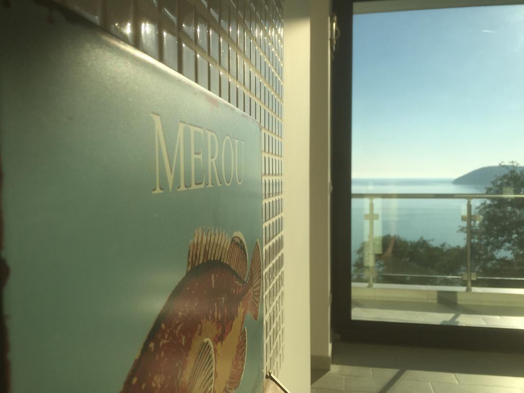 Apartment Superseaview Sutomore Pokoj fotografie