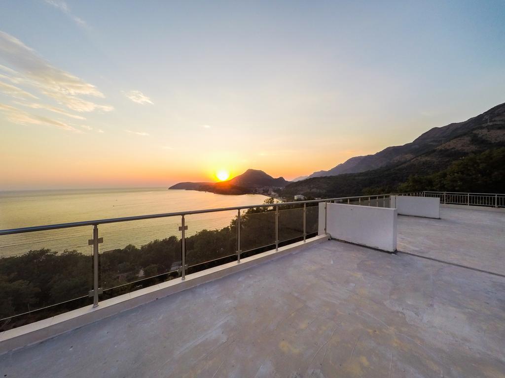 Apartment Superseaview Sutomore Pokoj fotografie