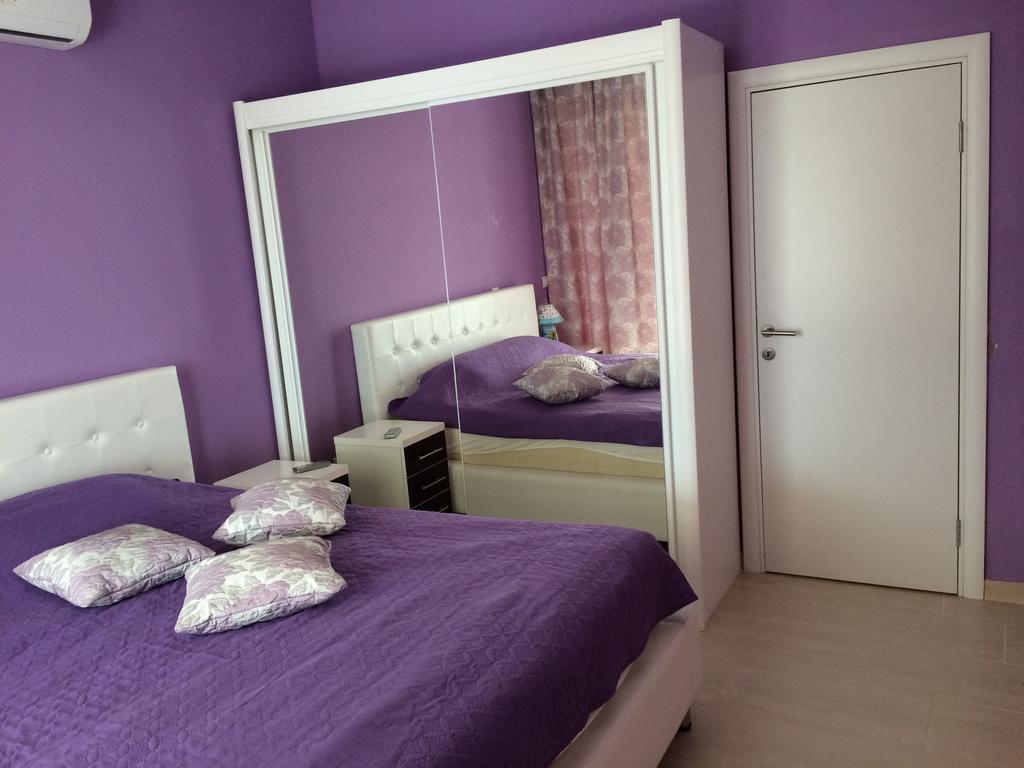 Apartment Superseaview Sutomore Pokoj fotografie