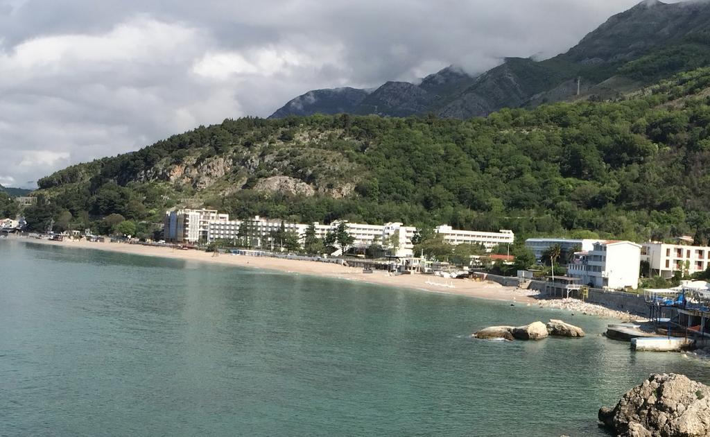 Apartment Superseaview Sutomore Pokoj fotografie